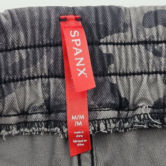 Spanx Stretch Mid Rise Twill Jogger Pants Black Wash Camo Women's Size M Cargo - Picture 6 of 13